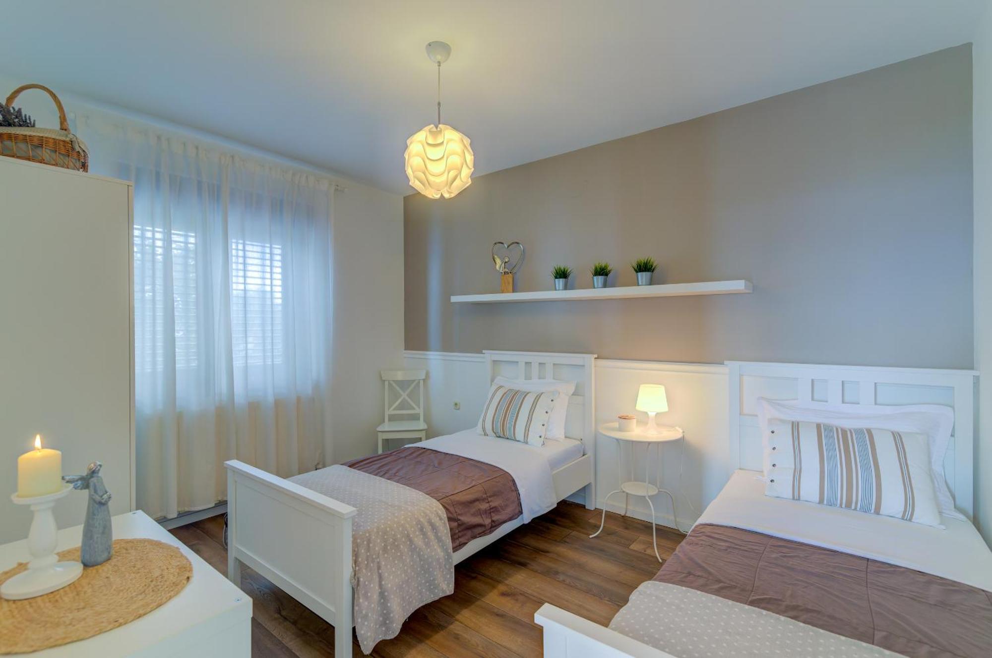Apartment Franko セニ エクステリア 写真